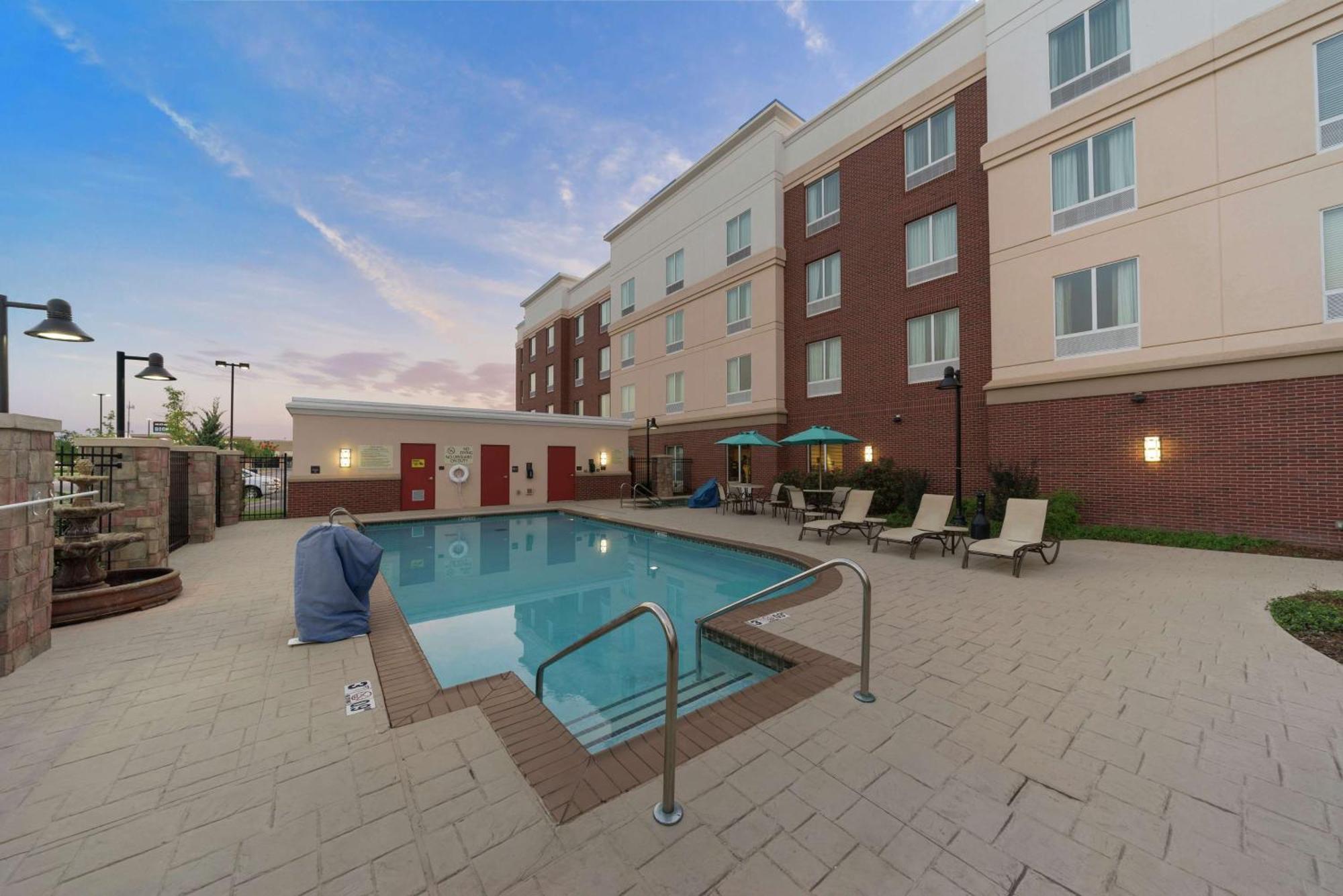Hilton Garden Inn Lawton-Fort Sill Extérieur photo